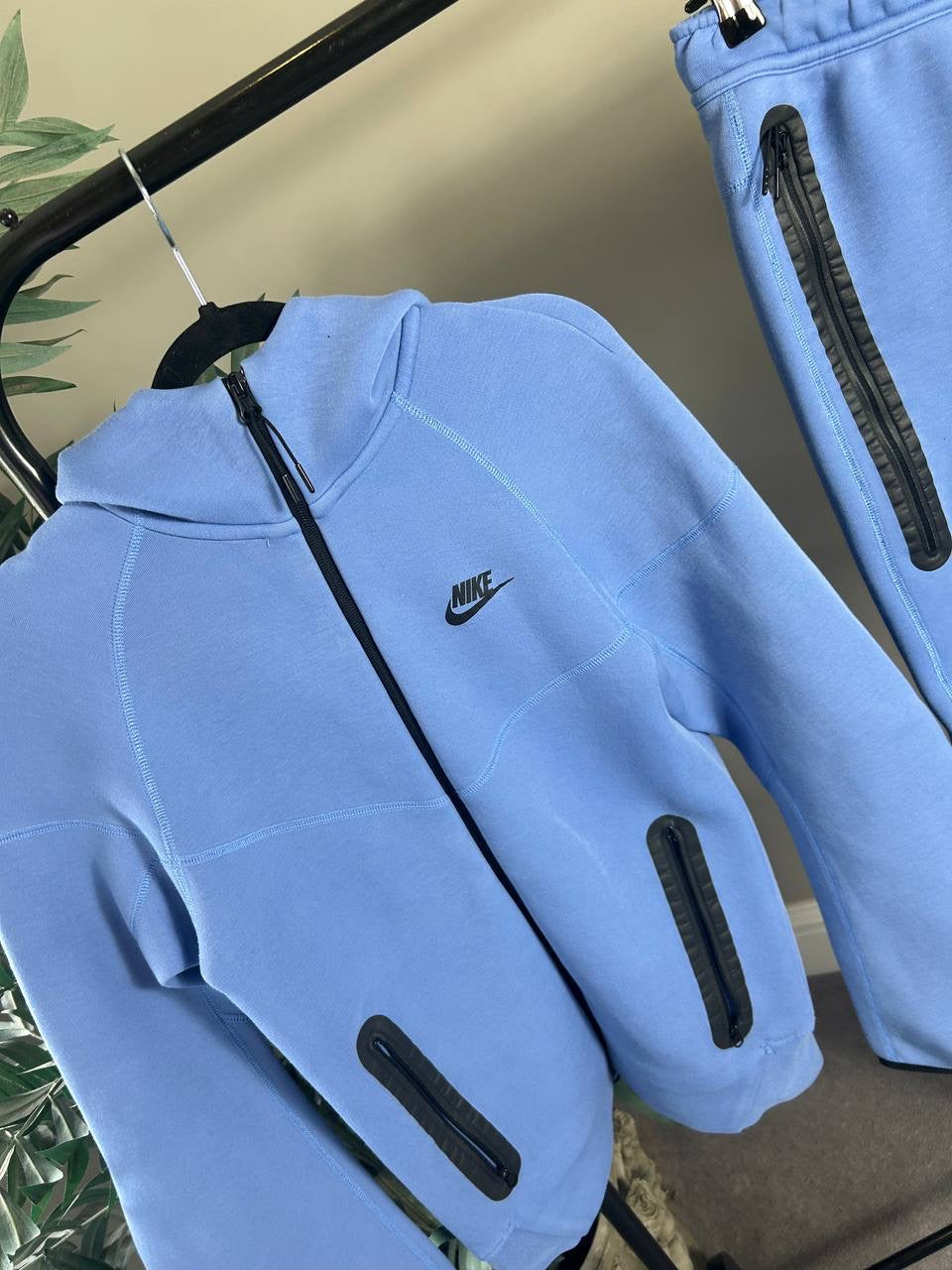 Nike Tech Tracksuit