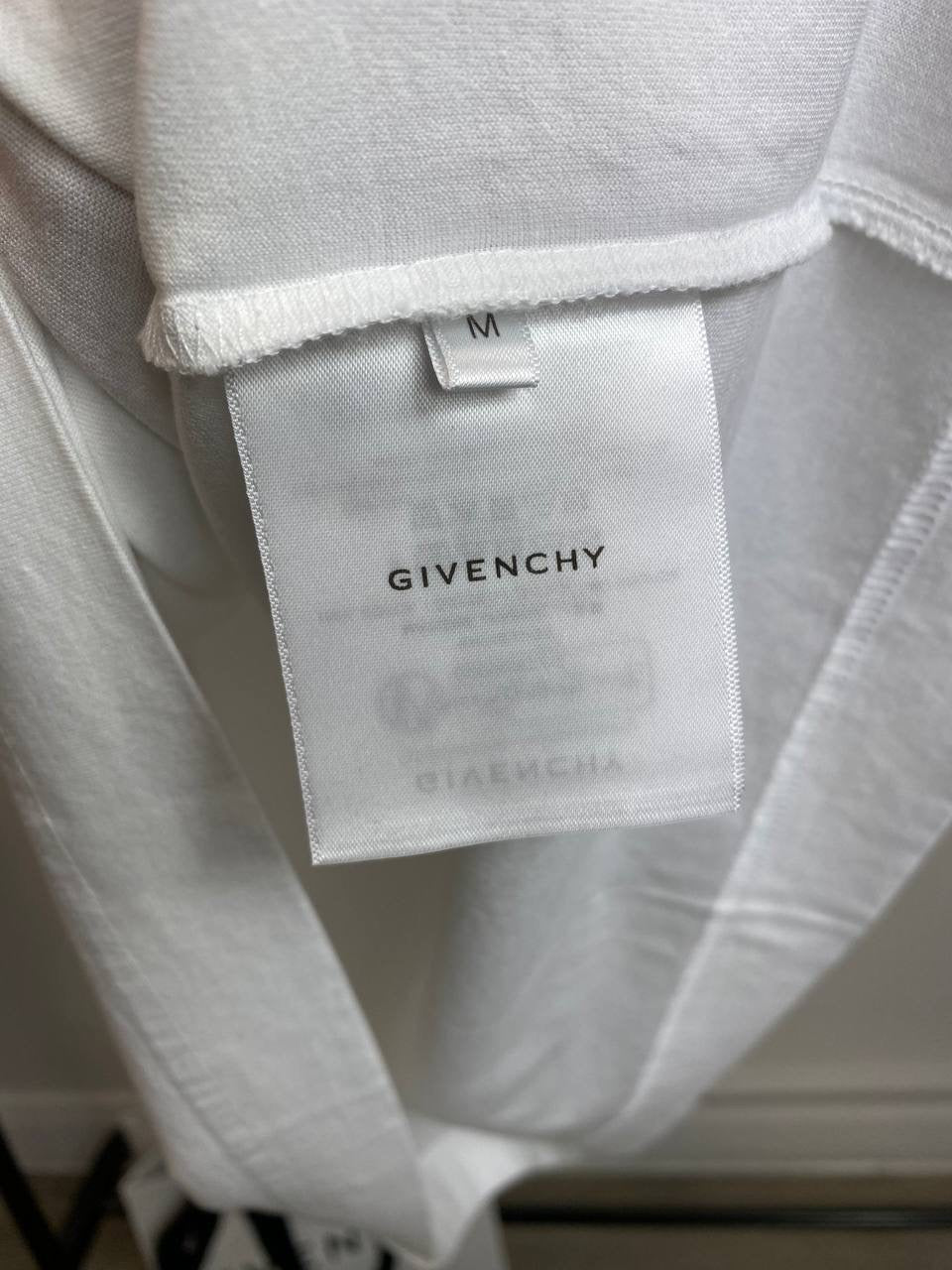 Givenchy T-shirt