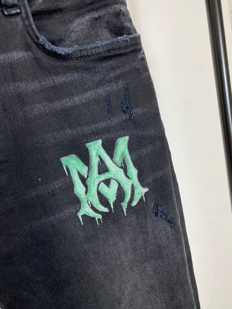 Amiri Logo Jeans