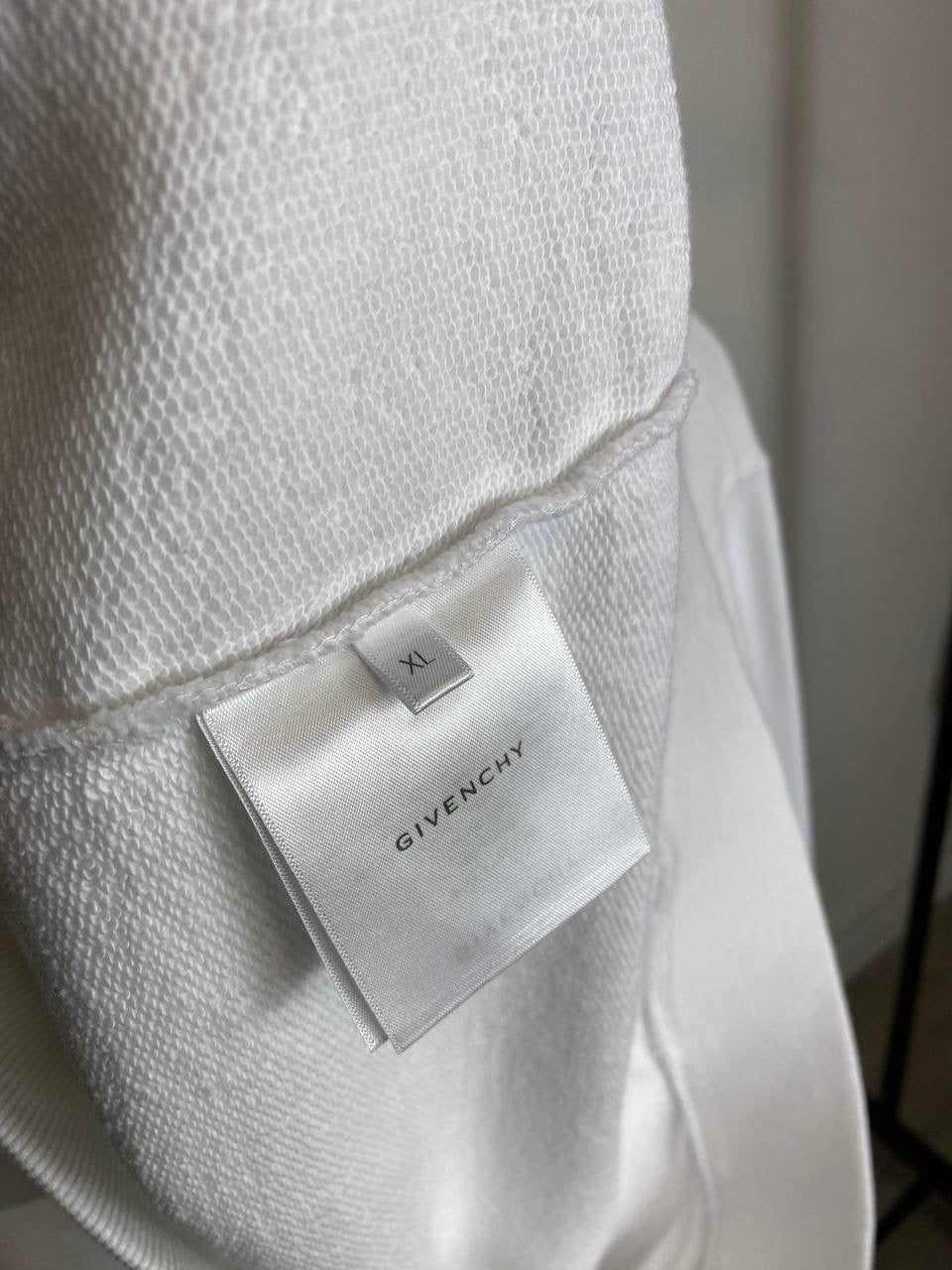 Givenchy Jumper