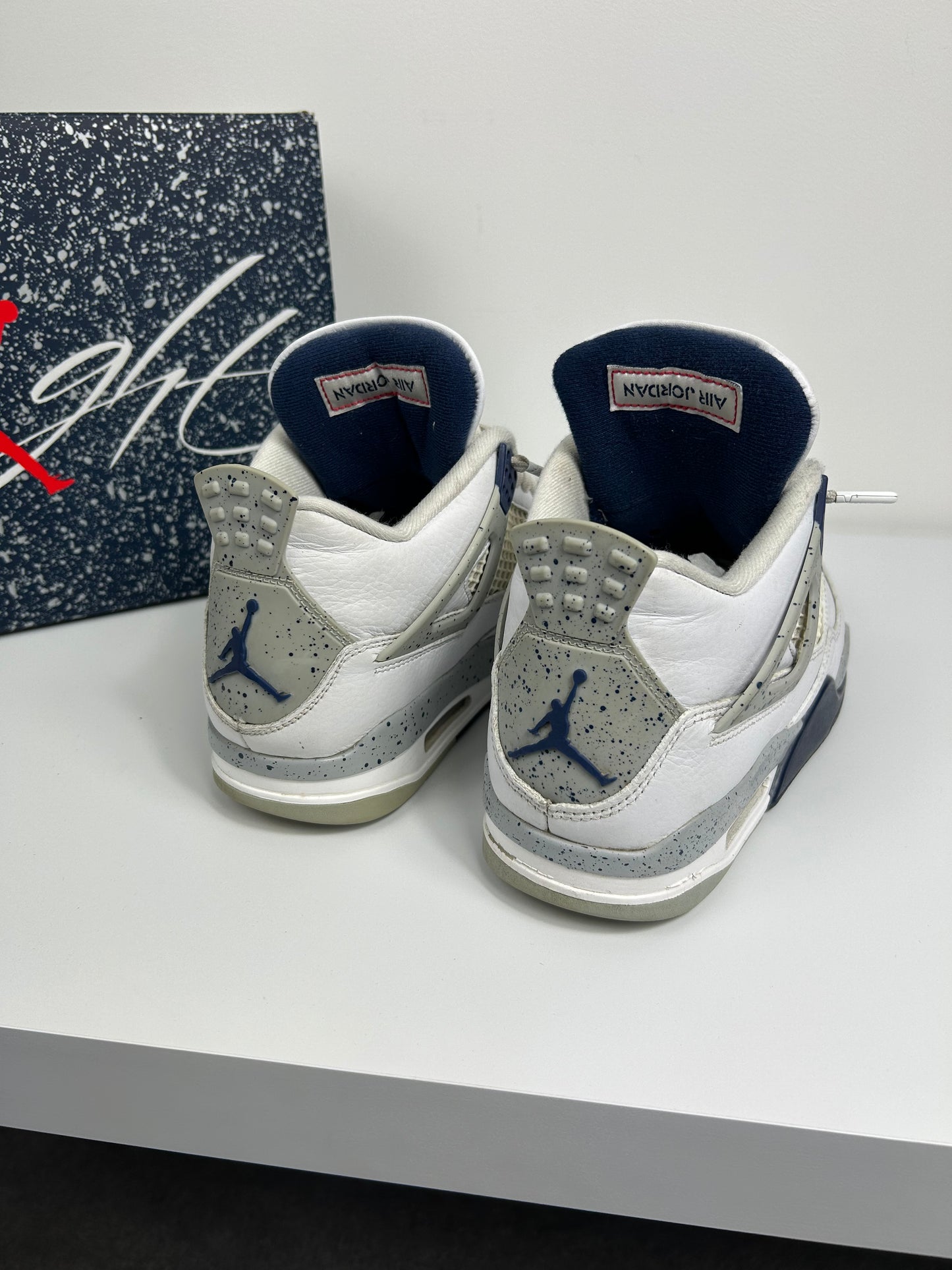 Jordan 4 Midnight Navy