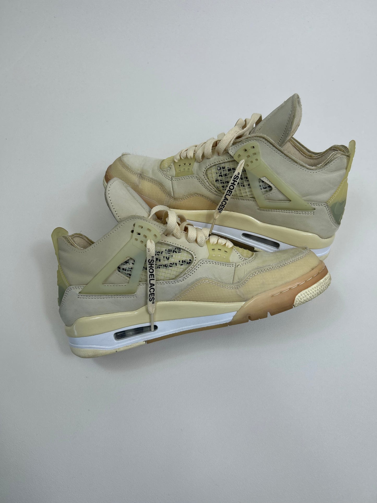 Off-White X Jordan 4 ‘Sail’