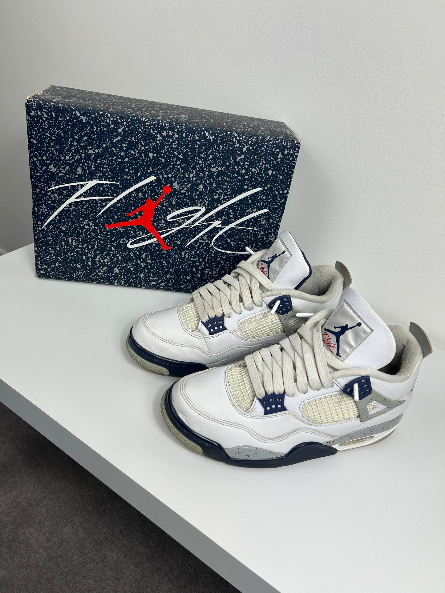 Jordan 4 Midnight Navy