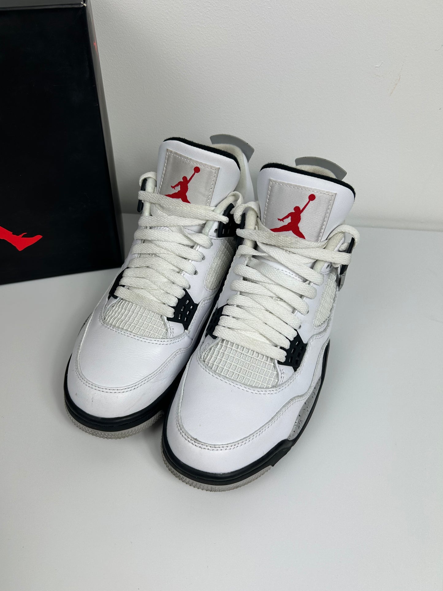 Jordan 4 White Cement