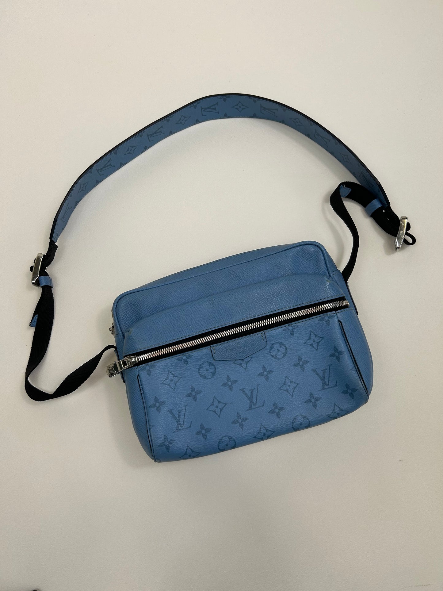Louis Vuitton Outdoor Messenger Bag