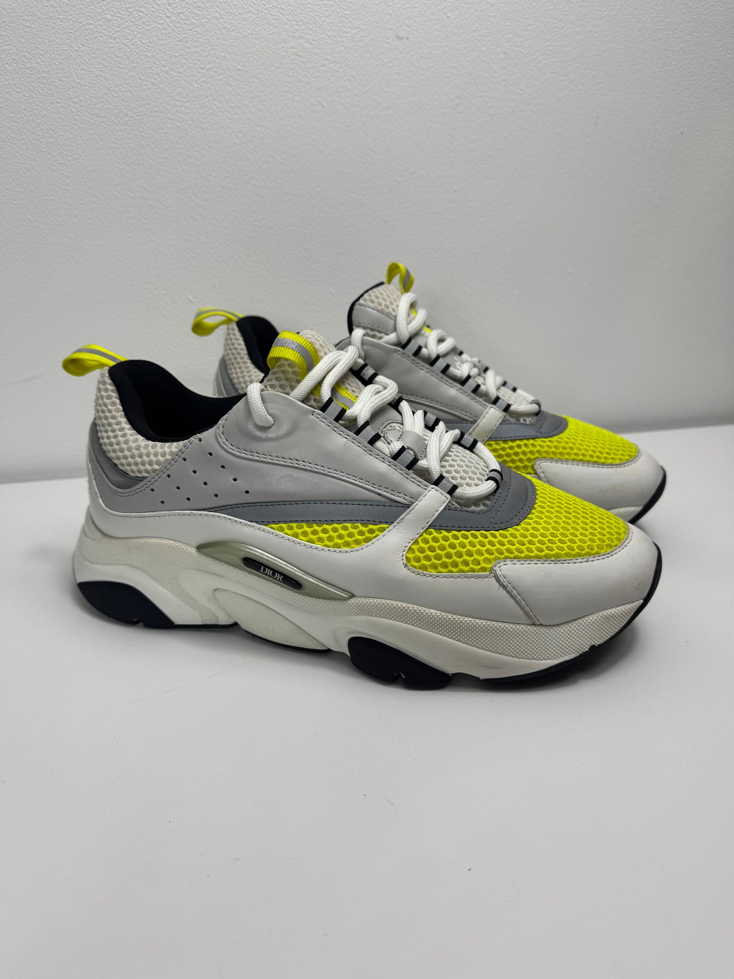 Dior B22 White Yellow