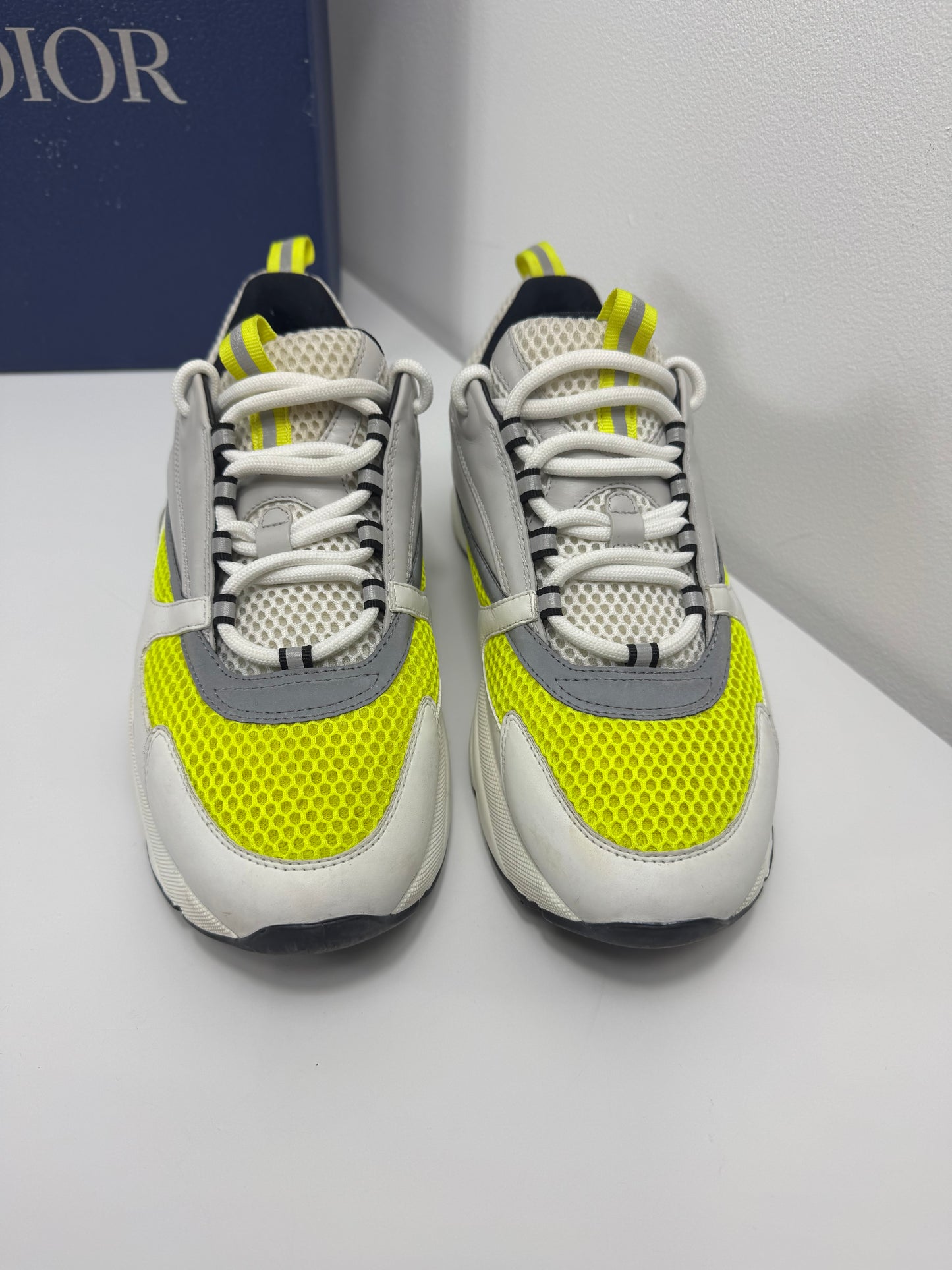 Dior B22 White Yellow