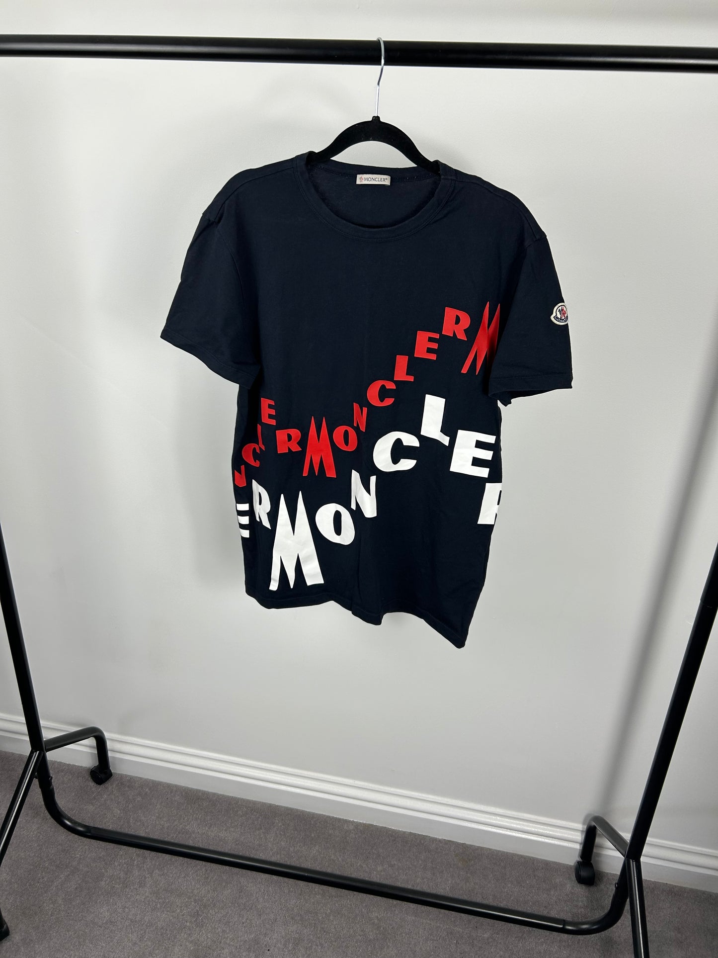 Moncler T-shirt