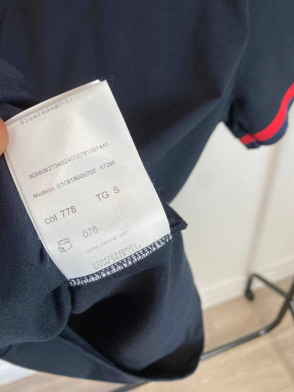 Moncler T-shirt