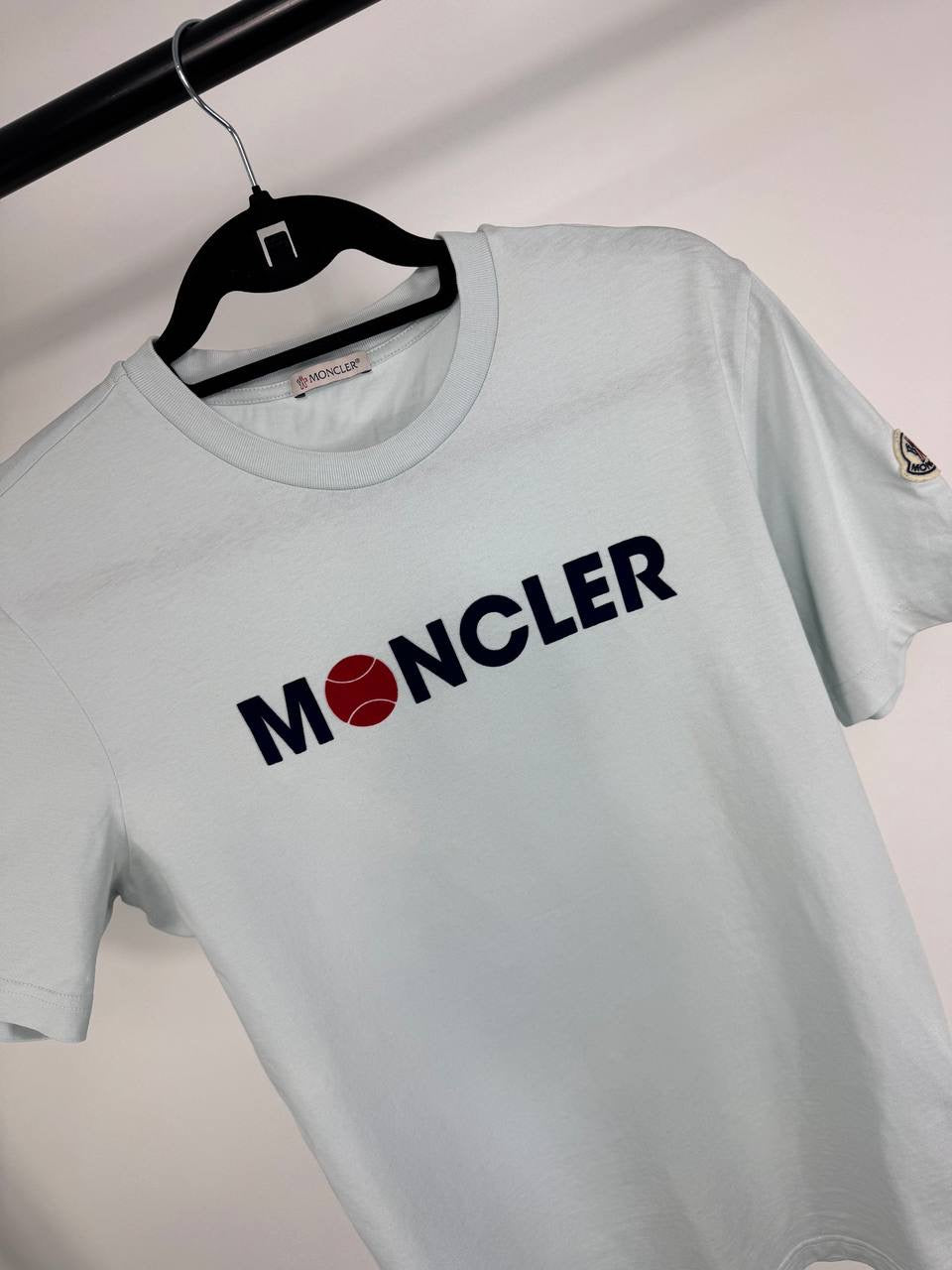 Moncler T-shirt