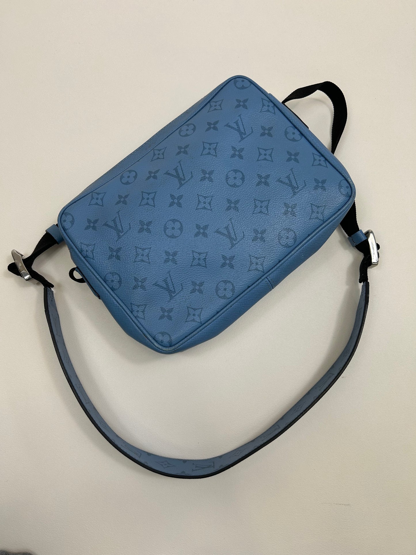 Louis Vuitton Outdoor Messenger Bag