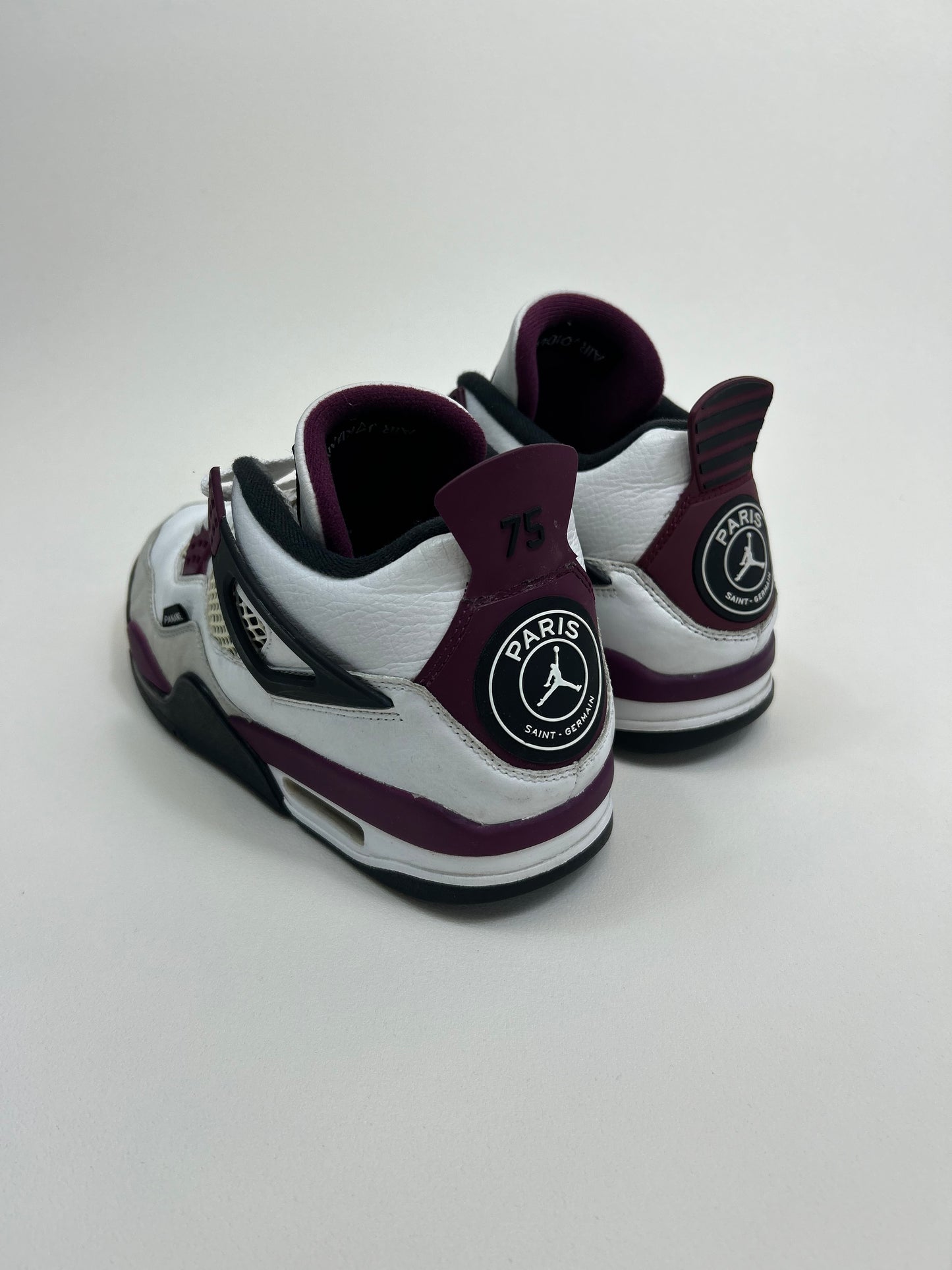 Jordan 4 PSG