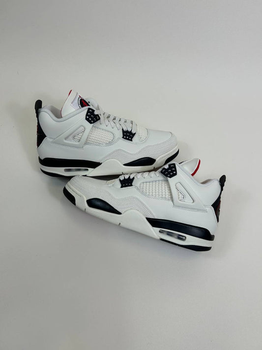 Nike Air Jordan 4 Flight Club