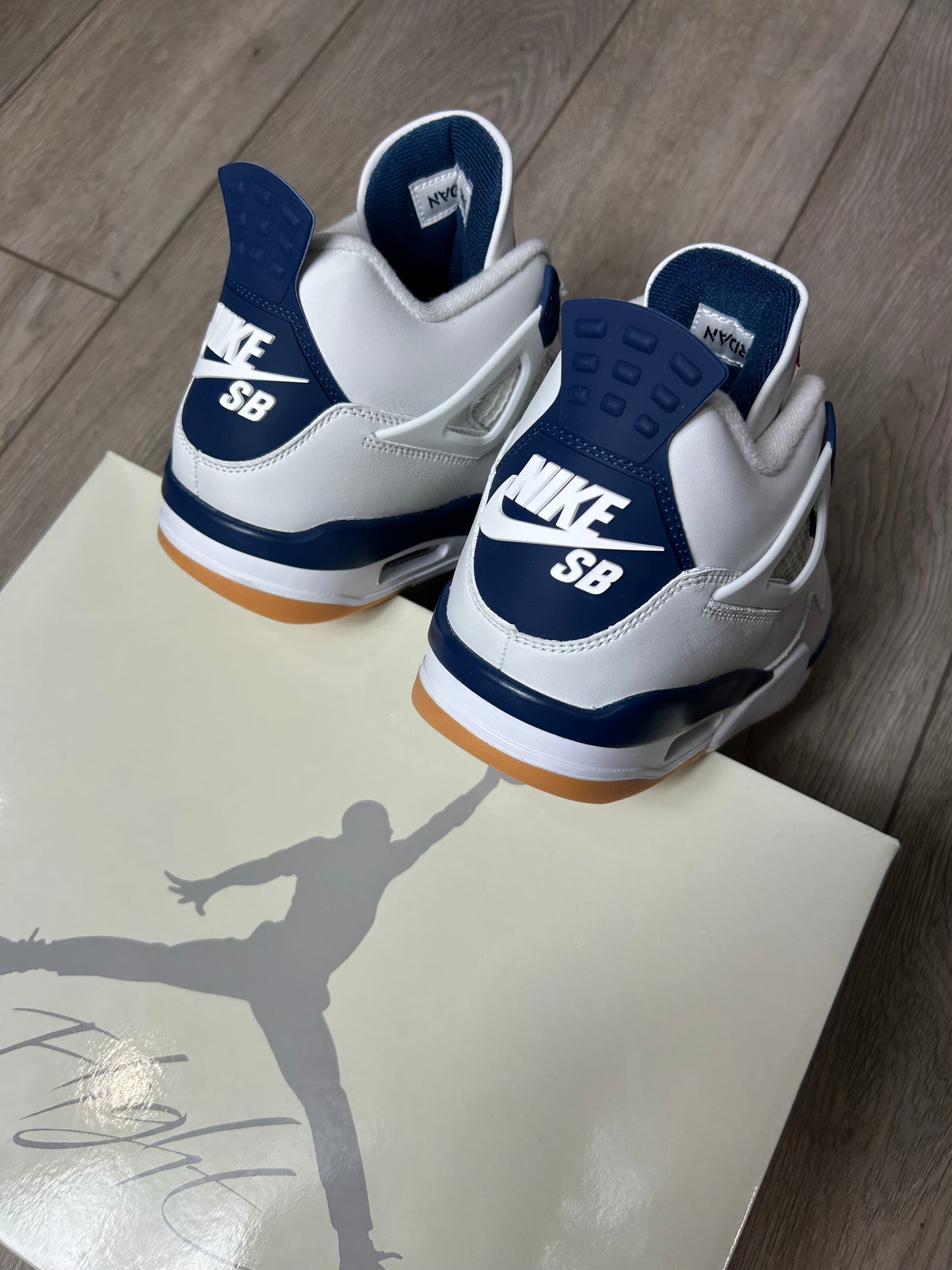 Jordan 4 Navy SB