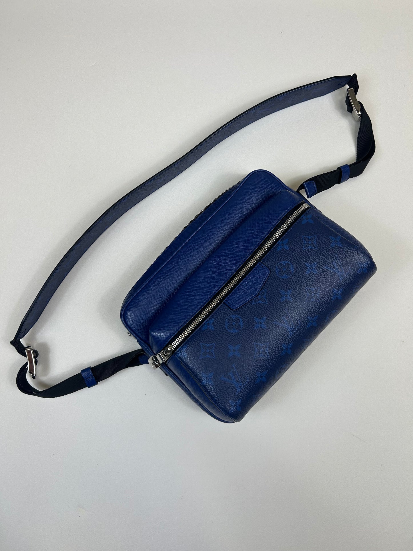 Louis Vuitton Outdoor Messenger Bag