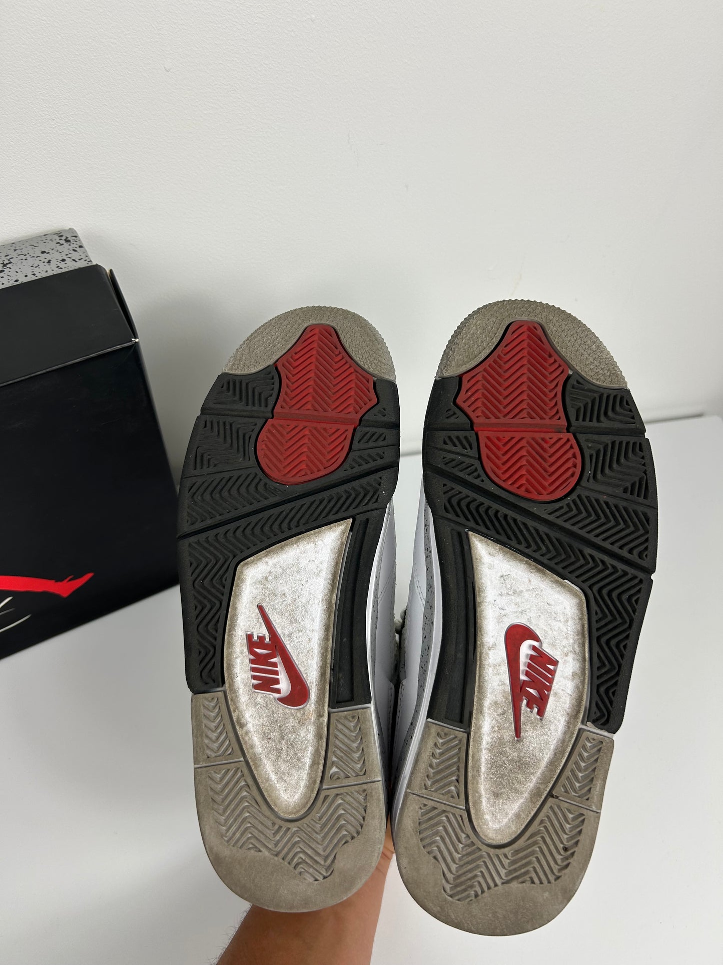 Jordan 4 White Cement