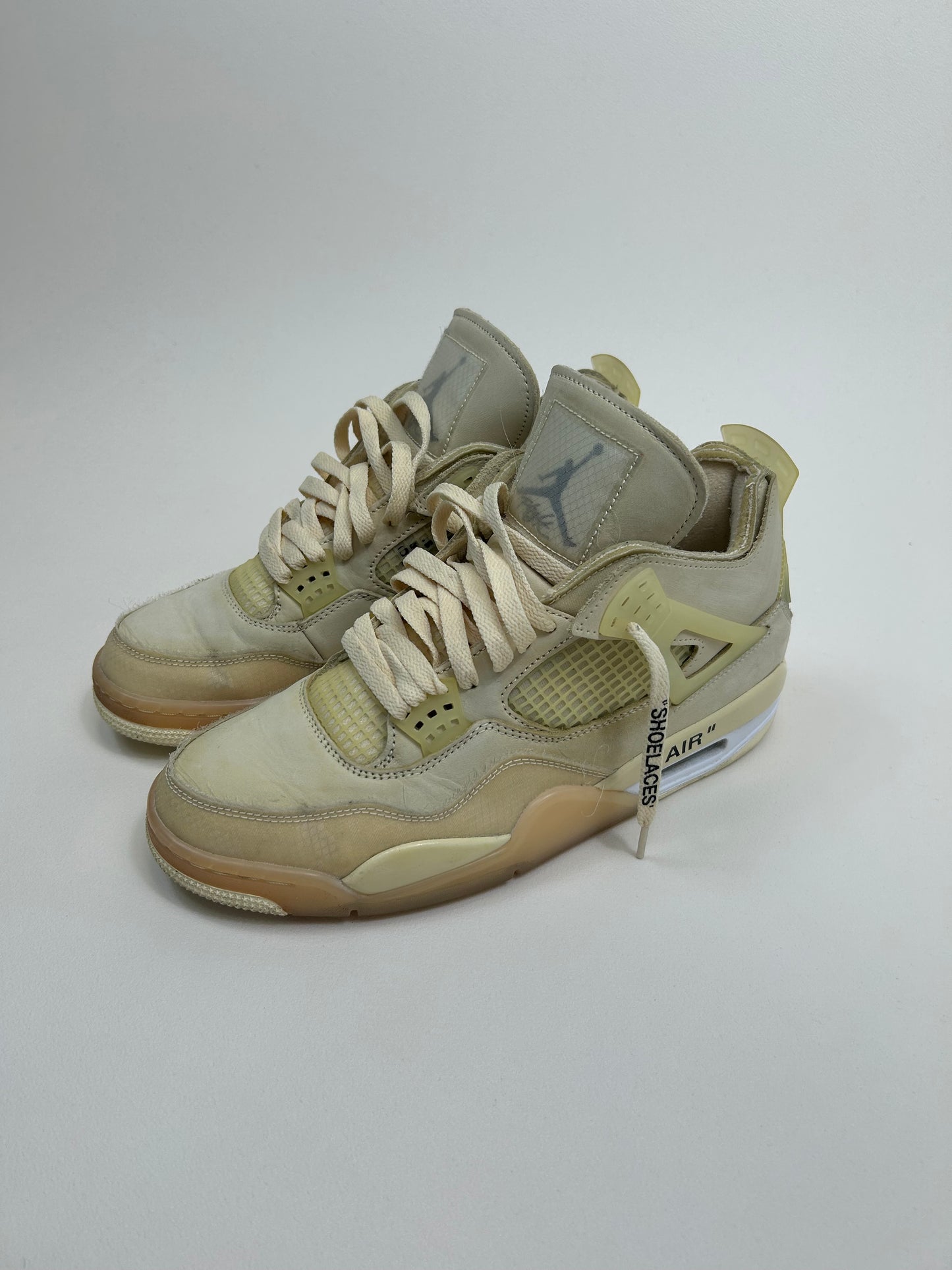 Off-White X Jordan 4 ‘Sail’