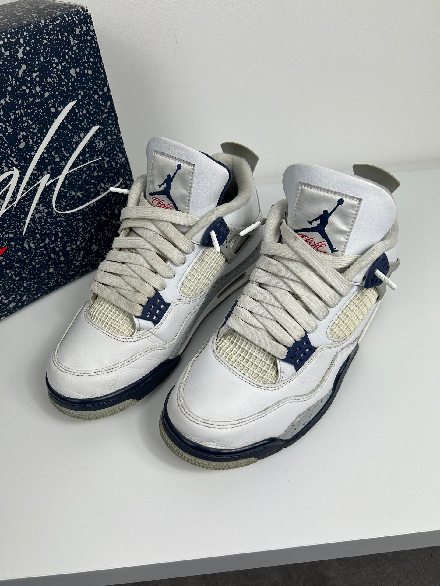 Jordan 4 Midnight Navy