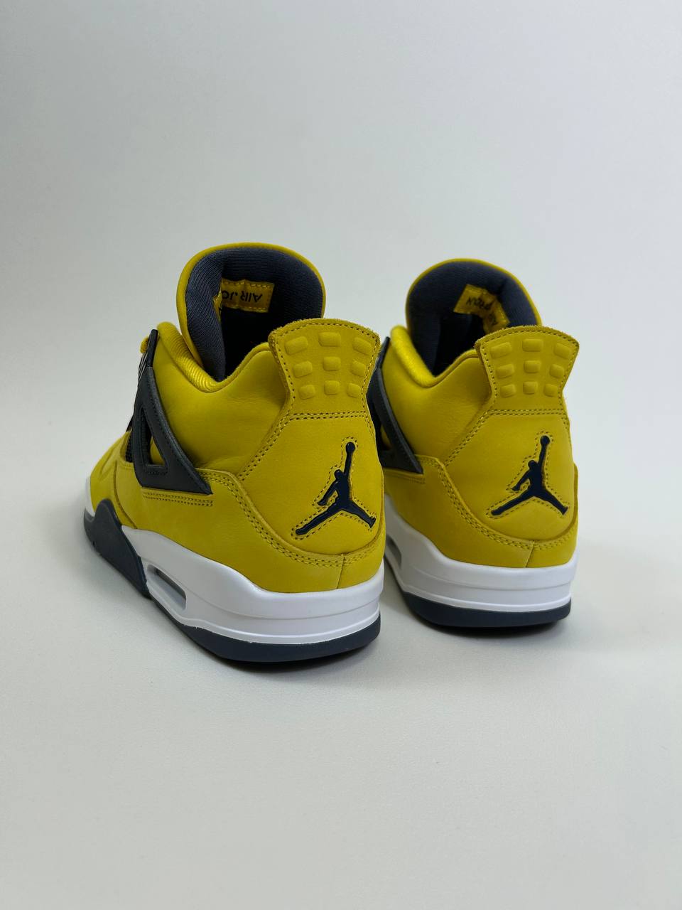 Nike Air Jordan 4 Yellow Lightning