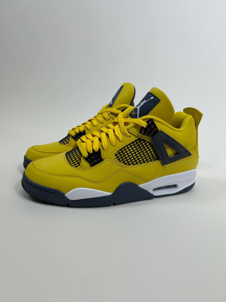 Nike Air Jordan 4 Yellow Lightning